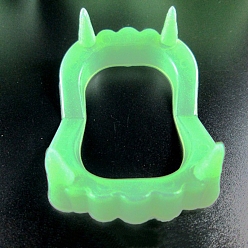 Verde Pálido Modelo de dientes de plástico artificial luminoso, brillan en la oscuridad, para decoración de broma de halloween, verde pálido, 55x42x15 mm