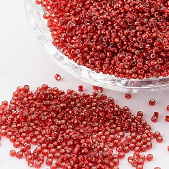 Rojo Oscuro 8/0 calificar unas cuentas redondas de semillas de vidrio, plata forrada, de color rojo oscuro, 8/0, 3x2 mm, agujero: 1 mm, sobre 10000 unidades / libra