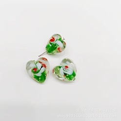 Vert Lumineux perles de verre à la main, brillent dans le noir, cœur, verte, 15x15mm