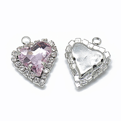 Rosa Claro Colgantes de diamantes de imitación de cristal, con fornituras de latón de tono platino, corazón, rosa luz, 21x16.5x6 mm, agujero: 2 mm
