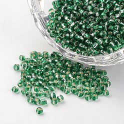 Verde 12/0 transparentes perlas de vidrio revestido de plata, granos de la semilla redondas, verde, 1.5~2x2 mm, Agujero: 0.5 mm, sobre 22500 unidades / 450 g