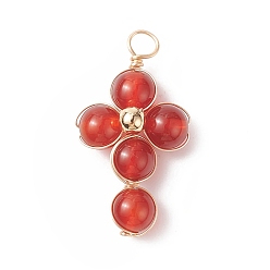Red Agate Pendentifs enveloppés de fil de cuivre d'agate rouge naturelle, charmes de croix de religion, avec des perles en laiton, or et de lumière, 29.5~30x16.5~17x6.5~7mm, Trou: 3.5~4mm