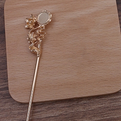Light Gold Iron Hair Stick Findings, with Alloy Cabochons Setting, Flower with Fish, Light Gold, 120x2mm, Tray: 10mm