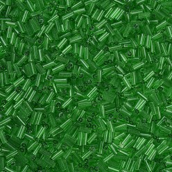 Vert Perles de bugle de verre transparent, trou rond, verte, 3~8x2mm, Trou: 0.7mm, environ 450 g / livre