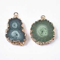 Medium Sea Green Natural Druzy Agate Pendants, with Brass Finding, Golden Tone Edge Plated, Dyed, Nuggets, Medium Sea Green, 22~33x18~25x5~7mm, Hole: 1.2~2mm