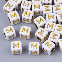 Letter M Perles acryliques plaquées, trou horizontal, métal doré enlaça, style alphabet, cube, letter.m, 5.5~6x5.5~6x5.5~6mm, Trou: 3.5mm, environ3000 pcs / 500 g