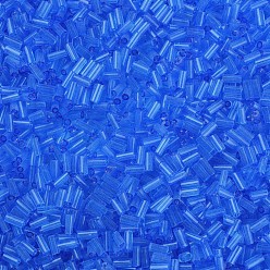 Bleu Dodger Perles de bugle de verre transparent, trou rond, Dodger bleu, 3~8x2mm, Trou: 0.7mm, environ 450 g / livre