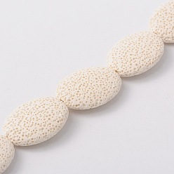 Blanc Brins de perles de roche de lave synthétique, ovale, teint, blanc, 32x24x8~10mm, Trou: 1mm, Environ 12 pcs/chapelet, 14.9 pouce