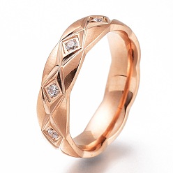 Oro Rosa 304 anillos de dedo del acero inoxidable, con un claro zirconia cúbico, textura, rombo, oro rosa, tamaño de EE. UU. 6~9, diámetro interior: 16~19 mm