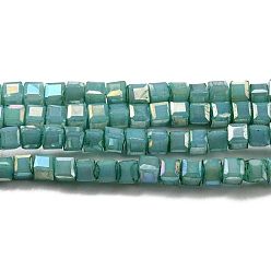 Vert De Mer Clair Cuisson perles de verre peintes brins, imitation jaed, couleur ab , facette, cube, vert de mer clair, 2.5x2.5x2.5mm, Trou: 0.8mm, Environ 191~193 pcs/chapelet, 18.11~18.50 pouce (46~47 cm)