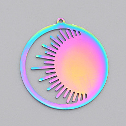 Rainbow Color Revestimiento iónico (ip) 201 colgantes de acero inoxidable, Corte con laser, anillo con el sol, color del arco iris, 32x30.5x1 mm, agujero: 1.4 mm