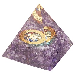 Améthyste Pyramide d'orgonite, résine pointue décorations pour la maison, avec des apprêts en laiton et des copeaux d'améthyste naturelle à l'intérieur, 61x61x61mm