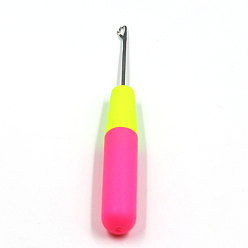 Темно-Розовый Крючок-защелка из нержавеющей стали, Игла для вязания крючком с пластиковой ручкой для изготовления ковров и художественных промыслов, темно-розовыми, 16x1.8 см, Руководитель: 6 mm