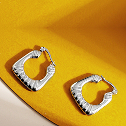 Нержавеющая Сталь Цвет Толстая квадратная текстурированная серьга-кольцо из нержавеющей стали, для женщин, цвет нержавеющей стали, 25x21.3 мм