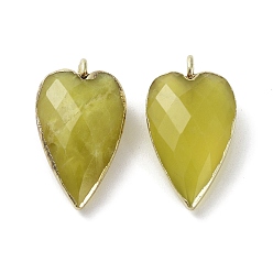 Jade Pendentifs en jade naturel de corée, breloques en coeur à facettes, avec boucles de bord en laiton plaqué or, 22.5x13x7.5mm, Trou: 3mm