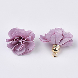 Prune Décorations de pendentif en tissu, avec les accessoires acryliques, fleur, prune, 25~30x28~35mm, Trou: 2mm