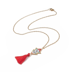 Rouge Flèche tressée en graines de verre avec collier pendentif pompon, or 304 bijoux en acier inoxydable pour femmes, rouge, 17.64 pouce (44.8 cm)