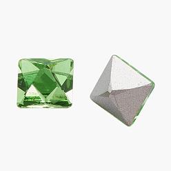 Peridot K9 Glass Rhinestone Cabochons, Pointed Back & Back Plated, Faceted, Square, Peridot, 8x8x8mm