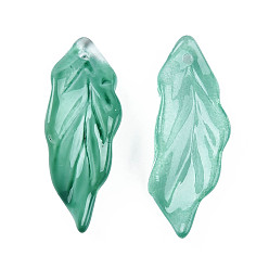 Verdemar Medio Transparentes pintados con spray colgantes de cristal, hoja, verde mar medio, 33~34x12x7~9 mm, agujero: 1.5 mm