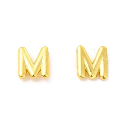 Letter M Boucles d'oreilles en laiton évidées avec lettre initiale pour femmes, réel 18 k plaqué or, sans plomb et sans cadmium, letter.m, 7x6.5x1.5mm, pin: 0.8 mm