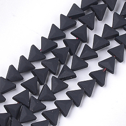 Noir Vaporisez peints non-magnétiques synthétiques perles d'hématite brins, triangle, noir, 6x7x3.5mm, Trou: 0.8mm, Environ 66~70 pcs/chapelet, 15.1 pouces ~ 16.3 pouces