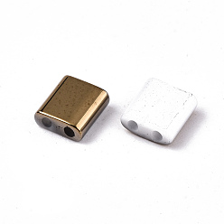 Verge D'or Foncé 2 trous perles de rocaille de verre, couleurs semi-métalliques, carrée, verge d'or noir, 5x4.5~5.5x2~2.5mm, trou: 0.5~0.8 mm, environ 1180 PCs / sachet 