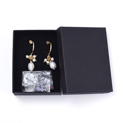 Boucles d'oreilles naturelles keshi perle dangle, avec crochets en laiton et boîtes en carton