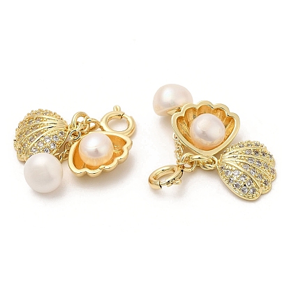 Decoraciones colgantes de concha de circonita cúbica micropavé de latón, adorno de perlas naturales con cierres de anillo de resorte de latón