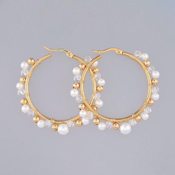 Boucles d'oreilles en perles, avec perles de verre blanches et 304 boucles d'oreilles créoles en acier inoxydable, perles en verre clair et perles en laiton, anneau