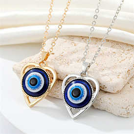 Vintage Metal Hollow Heart Evil Eye Necklace with Turkish Blue Eye Collarbone Chain
