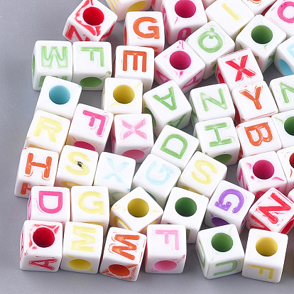 Perles acryliques de style artisanal, trou horizontal, cube avec la lettre