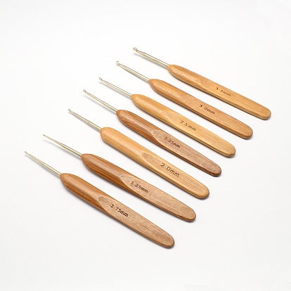 12 Sizes Bamboo Handle Iron Crochet Hooks Needles