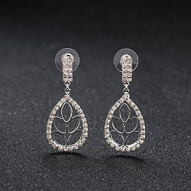 Vintage Leaf Earrings for Women - Fashionable and Creative Ear Jewelry