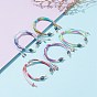 Fabrication de bracelets de perles tressées en fil de polyester teint par segment, avec perles de culture d'eau douce naturelles et anneaux de saut