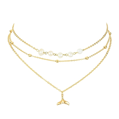 3 colliers superposés, avec perle naturelle, chaînes et pendentifs en laiton, forme de queue de baleine