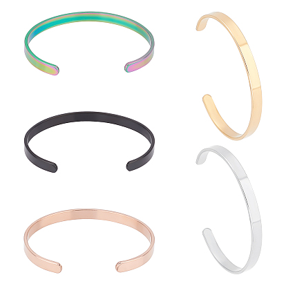 Unicraftale 5pcs 5 couleurs bracelets de manchette ouverts en acier au titane, bracelets simples à bande plate pour femmes