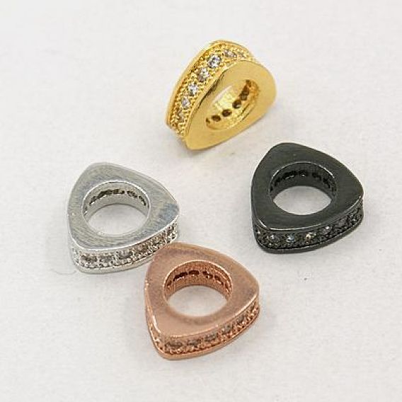 Latón perlas de circonio cúbico, triángulo, 9x3 mm, agujero: 5 mm