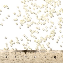 (762) Opaque Pastel Frost Egg Shell Toho perles de rocaille rondes, perles de rocaille japonais, (762) coquille d'oeuf givrée pastel opaque, 11/0, 2.2mm, Trou: 0.8mm, environ5555 pcs / 50 g