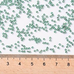 (2202) Silver Lined Celery Toho perles de rocaille rondes, perles de rocaille japonais, (2202) céleri doublé d'argent, 15/0, 1.5mm, Trou: 0.7mm, environ15000 pcs / 50 g