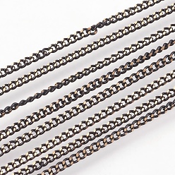 Черный Цвет Металла & Золотой Гальванических латунь витой цепочки, цепи с алмазной огранкой, пайки, граненые, металлический черный & золотой, 2x1x0.4 мм