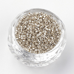 Verge D'or Pâle Perles de bugle de verre plaqué, verge d'or pale, 1~2x1.5~2mm, trou: 0.5 mm, sur 100 g / sac
