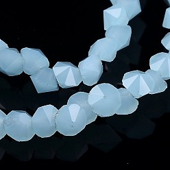 Bleu Ciel Clair Forme de diamant rangées de perles de jade imitation de verre, lumière bleu ciel, 4x4mm, Trou: 0.5mm, Environ 150 pcs/chapelet, 12.9 pouce