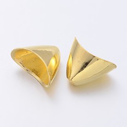 Doré  Triangle en alliage de style tibétain cônes de perles apétales, pendentif pompon, sans cadmium et sans plomb, or, 14x20x12mm, Trou: 2mm