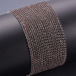 Améthyste Chaînes de strass en laiton , avec bobine, chaîne de tasse de rhinestone, Environ 2880 pcs strass / paquet, Grade a, couleur argent plaqué, améthyste, 2 mm, environ 10 mètres / rouleau