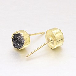 Black Natural Druzy Agate Stud Earrings, with Golden Plated Brass Findings, Flat Round, Black, 7~8x5~8mm, Pin: 0.8mm