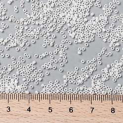 (121) Opaque Luster White Toho perles de rocaille rondes, perles de rocaille japonais, (121) blanc lustré opaque, 15/0, 1.5mm, Trou: 0.7mm, environ15000 pcs / 50 g