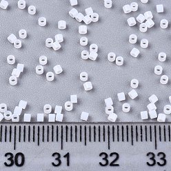 Snow 11/0 Grade A Glass Seed Beads, Cylinder, Uniform Seed Bead Size, Baking Paint, Snow, 1.5x1mm, Hole: 0.5mm, about 20000pcs/bag