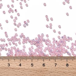 (2105) Silver Lined Pink Opal Toho perles de rocaille rondes, perles de rocaille japonais, (2105) opale rose doublée d'argent, 11/0, 2.2mm, Trou: 0.8mm, environ5555 pcs / 50 g