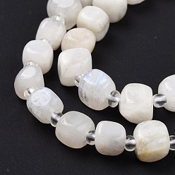 Rainbow Moonstone Brins de perles de pierre de lune arc-en-ciel naturel, avec des perles de rocaille, carrée, 6~7x6~7x6~7mm, Trou: 1mm, Environ 45 pcs/chapelet, 15.16 pouces (38.5 cm) ~15.83 pouces (40.2 cm)