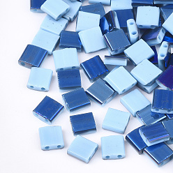 Bleu Ciel Clair Déposer des perles de rocaille en verre opaque, 2-trou, rectangle, bleu plaqué, lumière bleu ciel, 5x4.5~5.5x2~2.5mm, Trou: 0.5~0.8mm